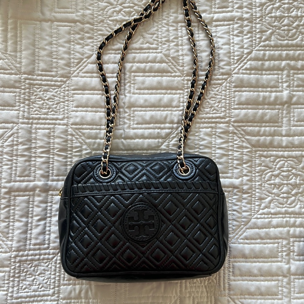 Authentic Tory Burch Quilted Black Leather Bag.
